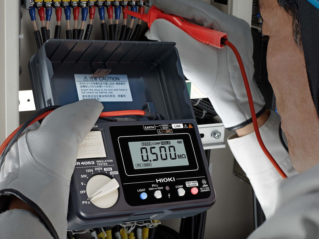 Best Battery Testers for Solar Energy Systems in 2025